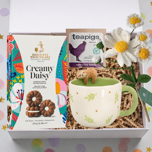 Daisy Afternoon Tea Gift Box – Cosy Biscuit, Tea & Mug Gift Box